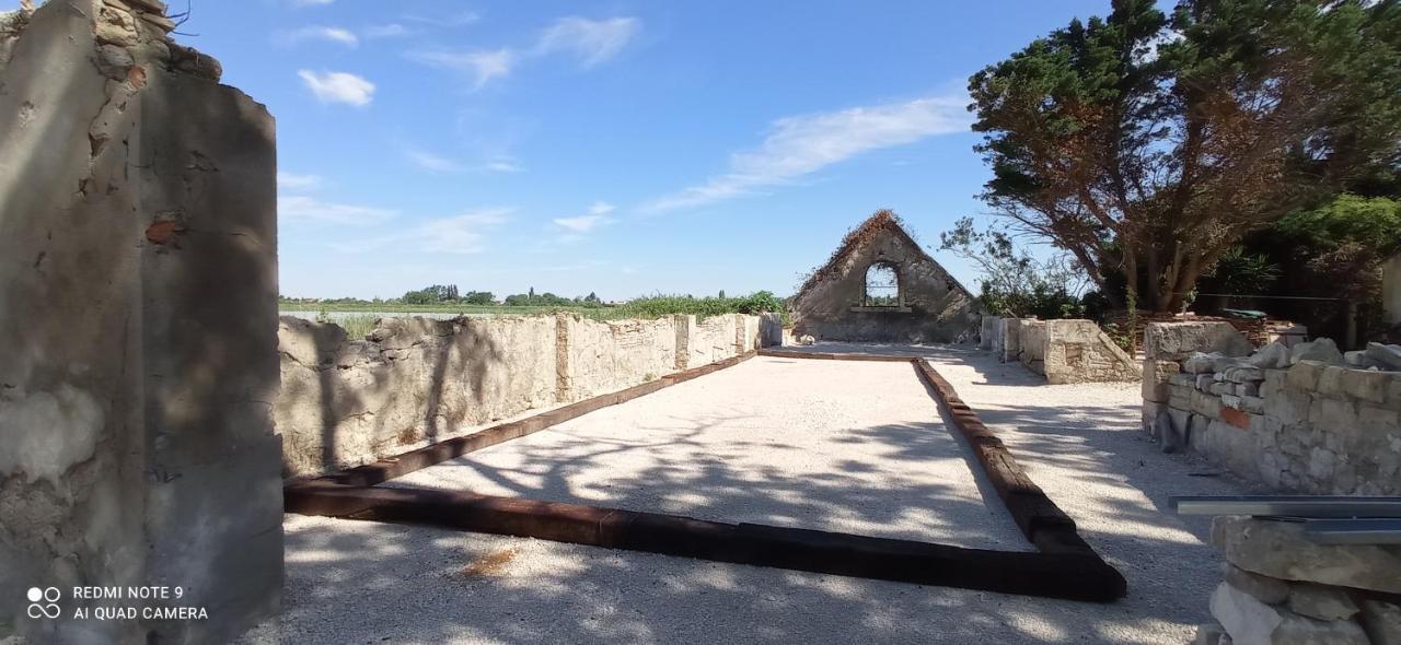Le Mas Neuf 1752 Arles Bagian luar foto
