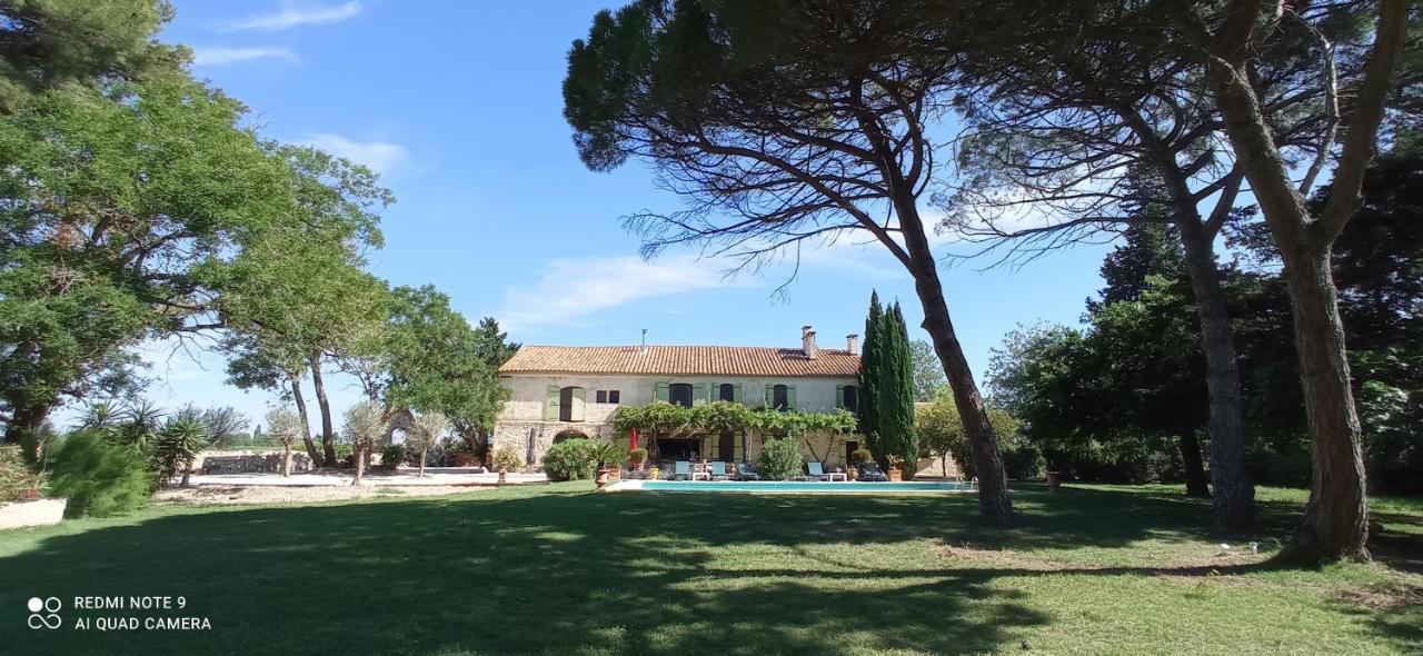 Le Mas Neuf 1752 Arles Bagian luar foto